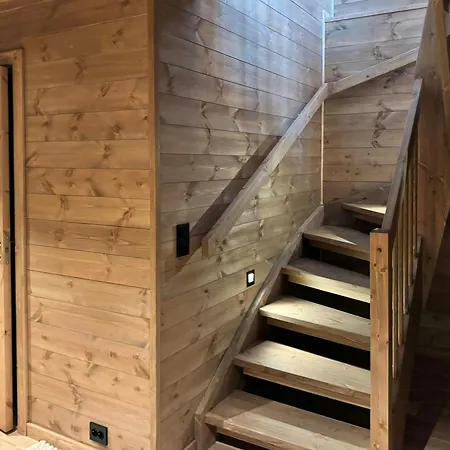 度假居 New Family Near Lifts In Sirdal Tjorhom